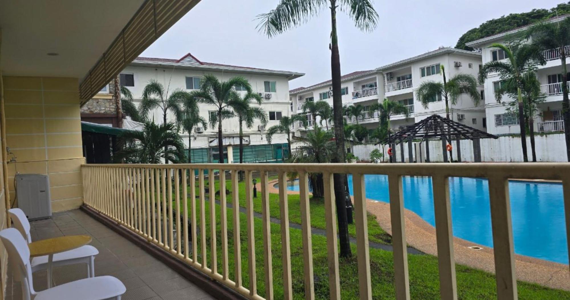 Aston Stay And Villas Mabalacat Exteriér fotografie