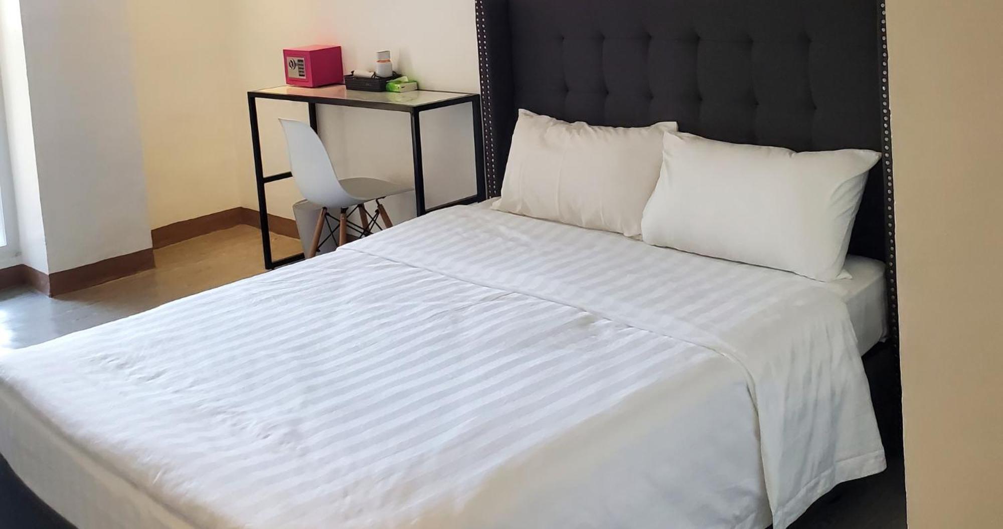 Aston Stay And Villas Mabalacat Exteriér fotografie
